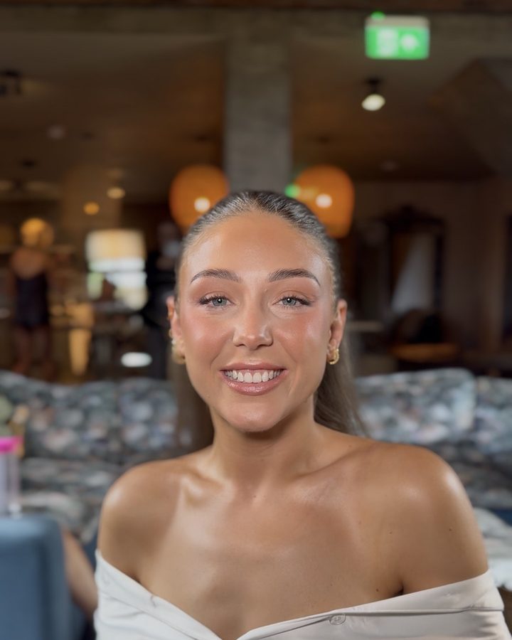 Glowing bronzed bridal makeup, by By.EmWebster